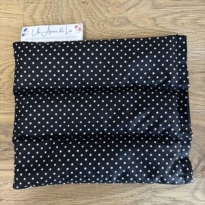 Bouillotte Le P'tit Bébo - Un Amour de Lin ® - Tissu PETITS POIS BLANCS Fond noir (1)