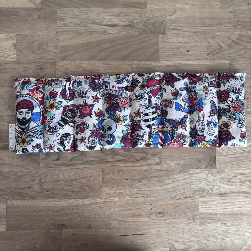 Bouillotte sèche aux graines de lin - Modèle CHOUCHOU - Tissu TATTOO LUCKY LOVE - Un Amour de Lin® (2)