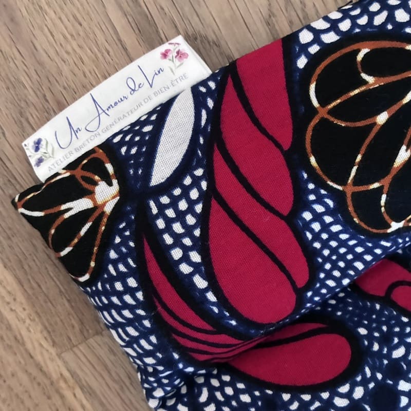 Bouillotte sèche aux graines de lin - Modèle MAXI - Tissu WAX Rouge et bleu - Un Amour de Lin® (2)