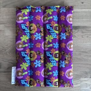 Bouillotte sèche aux graines de lin - Modèle NANA - Tissu SCOOBY DOO - Un Amour de Lin®